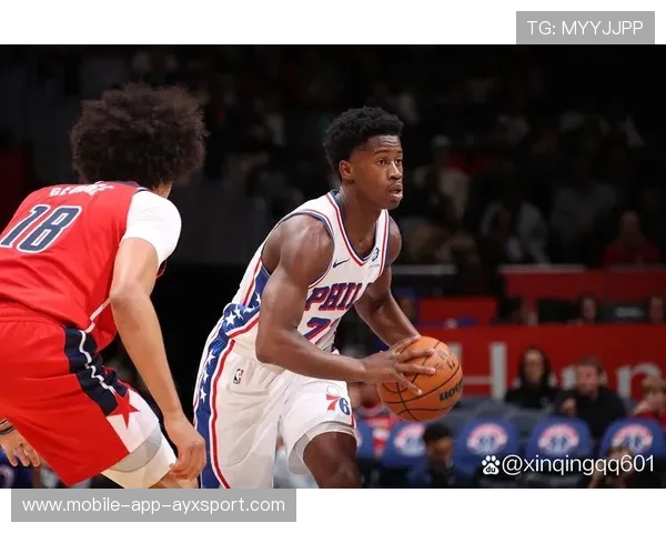 恩比德篮下连中,76人客场收下关键胜 恩比德篮下连中,76人客场收下关键胜