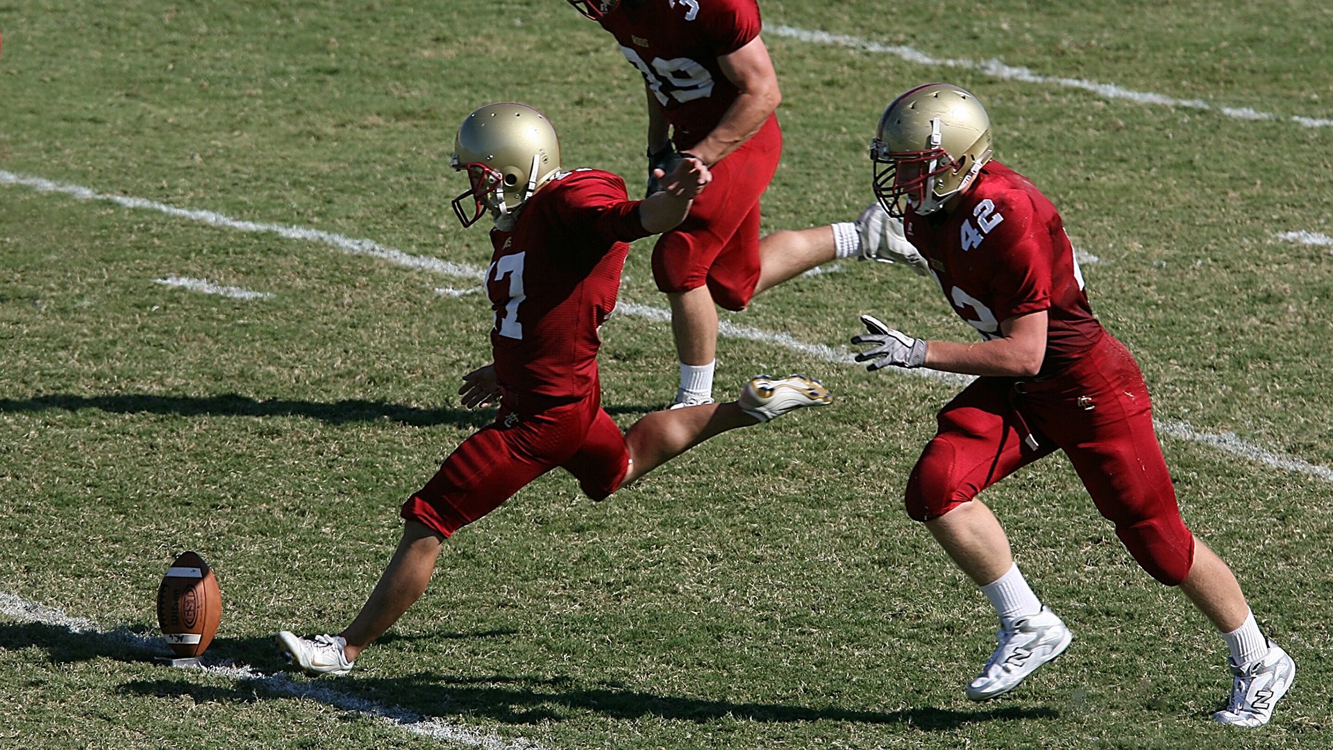足球商业价值持续增长
